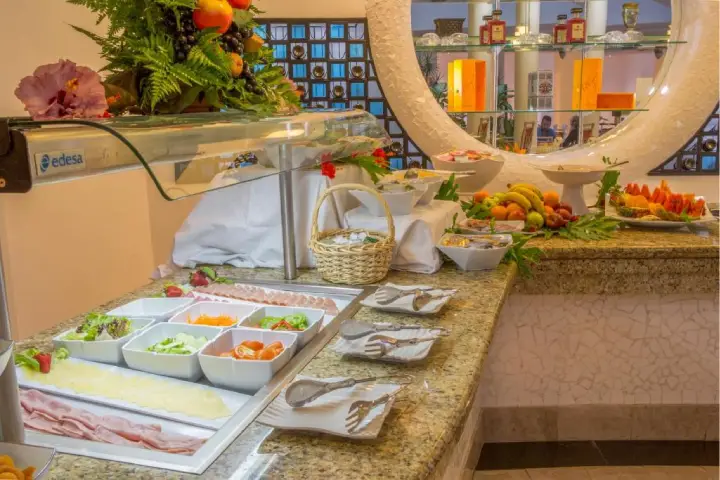 Hollywood mirage (7)